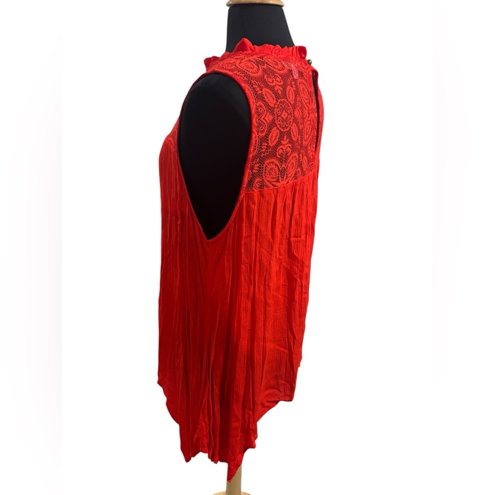 Soulmates Women’s Elegant Plus Size Red Lace Women's Sleeveless Top-1X - Picture 3 of 5